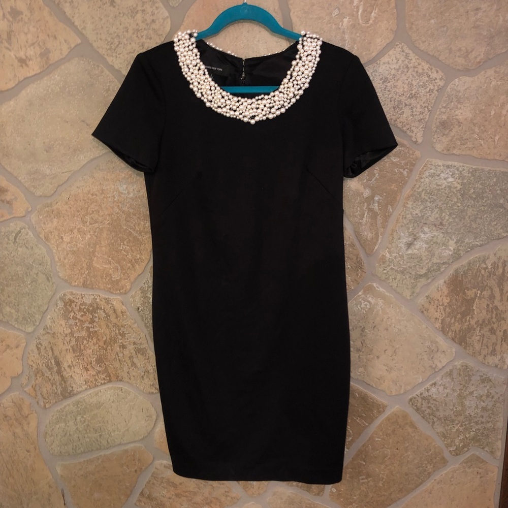 Jones New York Pearl neckline black dress. Sz 8